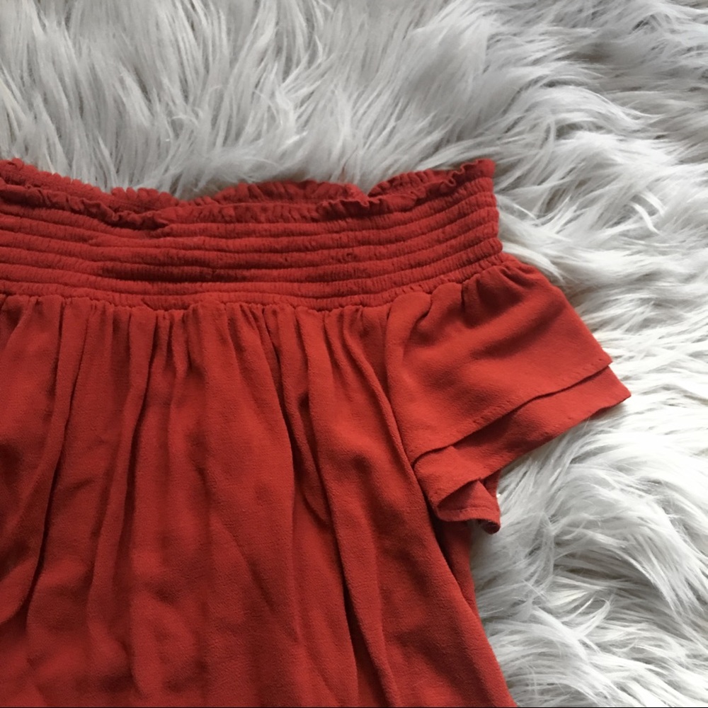 Off Shoulders Top
